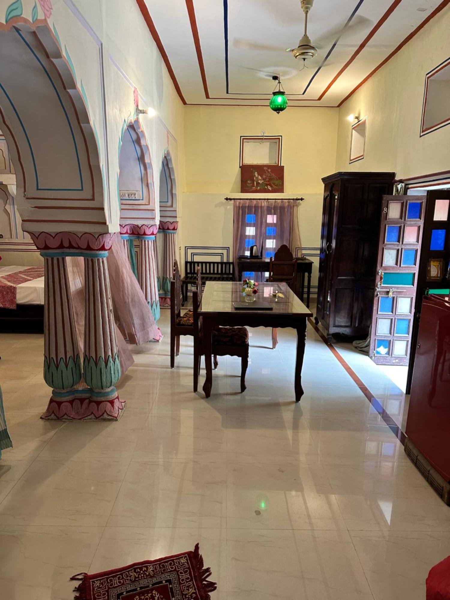 拉瓦拉梅里纳雅尼宫殿酒店 斋浦尔 外观 照片